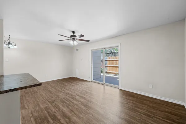 $950 | 4206 17th Street, Unit 3, Lubbock, TX 79416