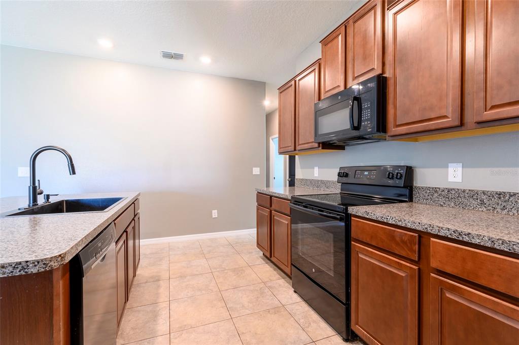 6562 Mineral Springs Road New Port Richey, FL 34653 - Photo 7 of 32