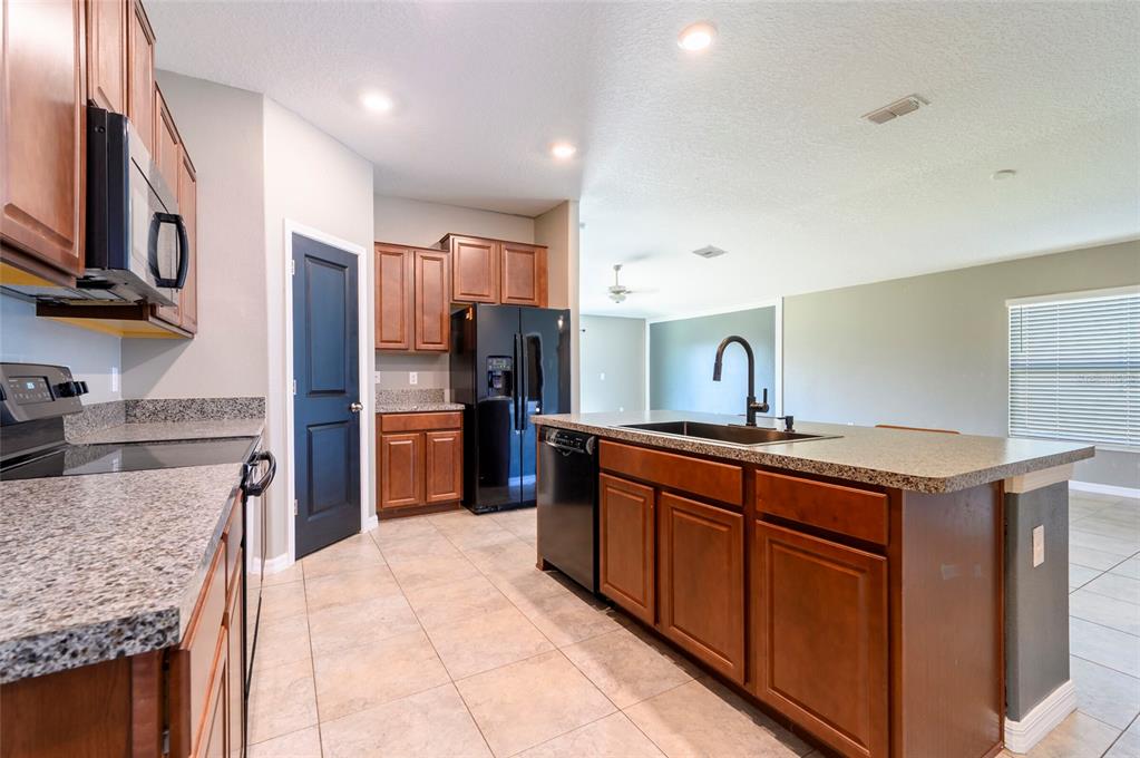 6562 Mineral Springs Road New Port Richey, FL 34653 - Photo 8 of 32