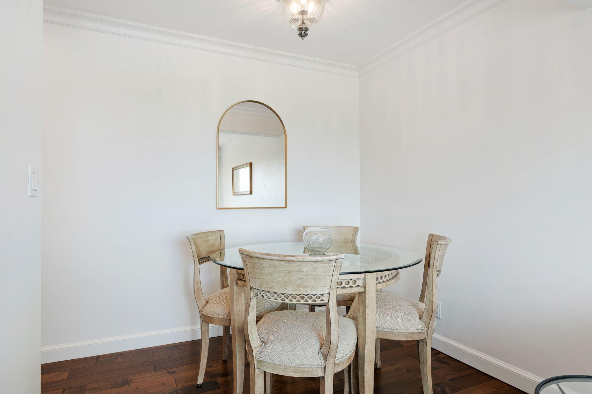 3375 Foothill Road, Unit 722 Carpinteria, CA 93013 - Photo 15 of 33 a view of a dining room with furniture and wooden floor