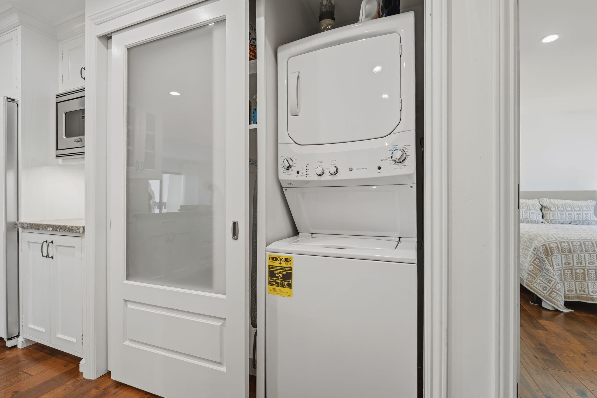 3375 Foothill Road, Unit 722 Carpinteria, CA 93013 - Photo 29 of 33 a utility room with dryer and washer