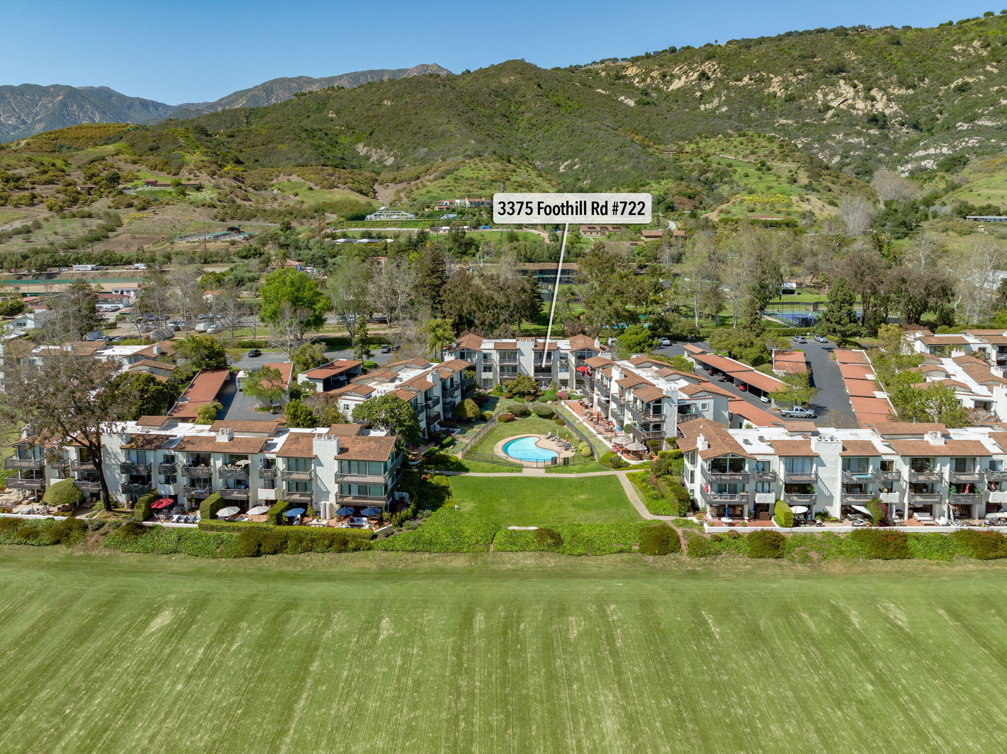 3375 Foothill Road, Unit 722 Carpinteria, CA 93013 - Photo 33 of 33 a view of a town with mountains in the background