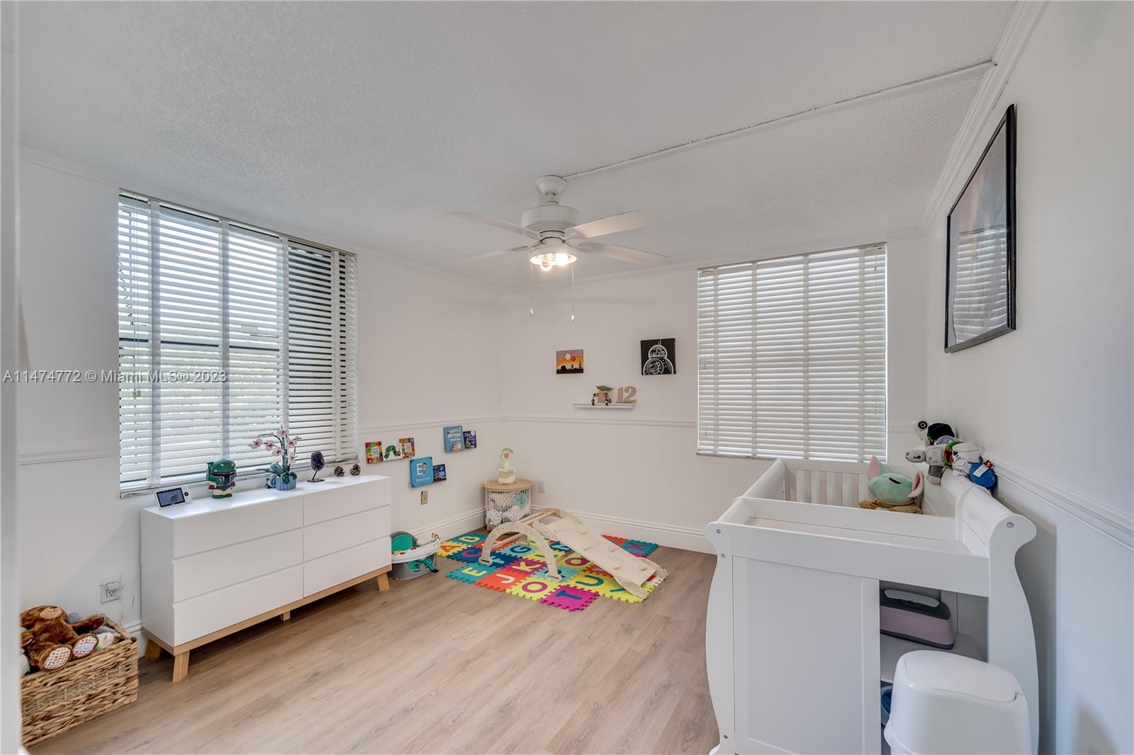Promenade at Kendale Lakes Condominiums Miami, FL 33186 - Photo 16 of 29 a very nice looking room with a large window