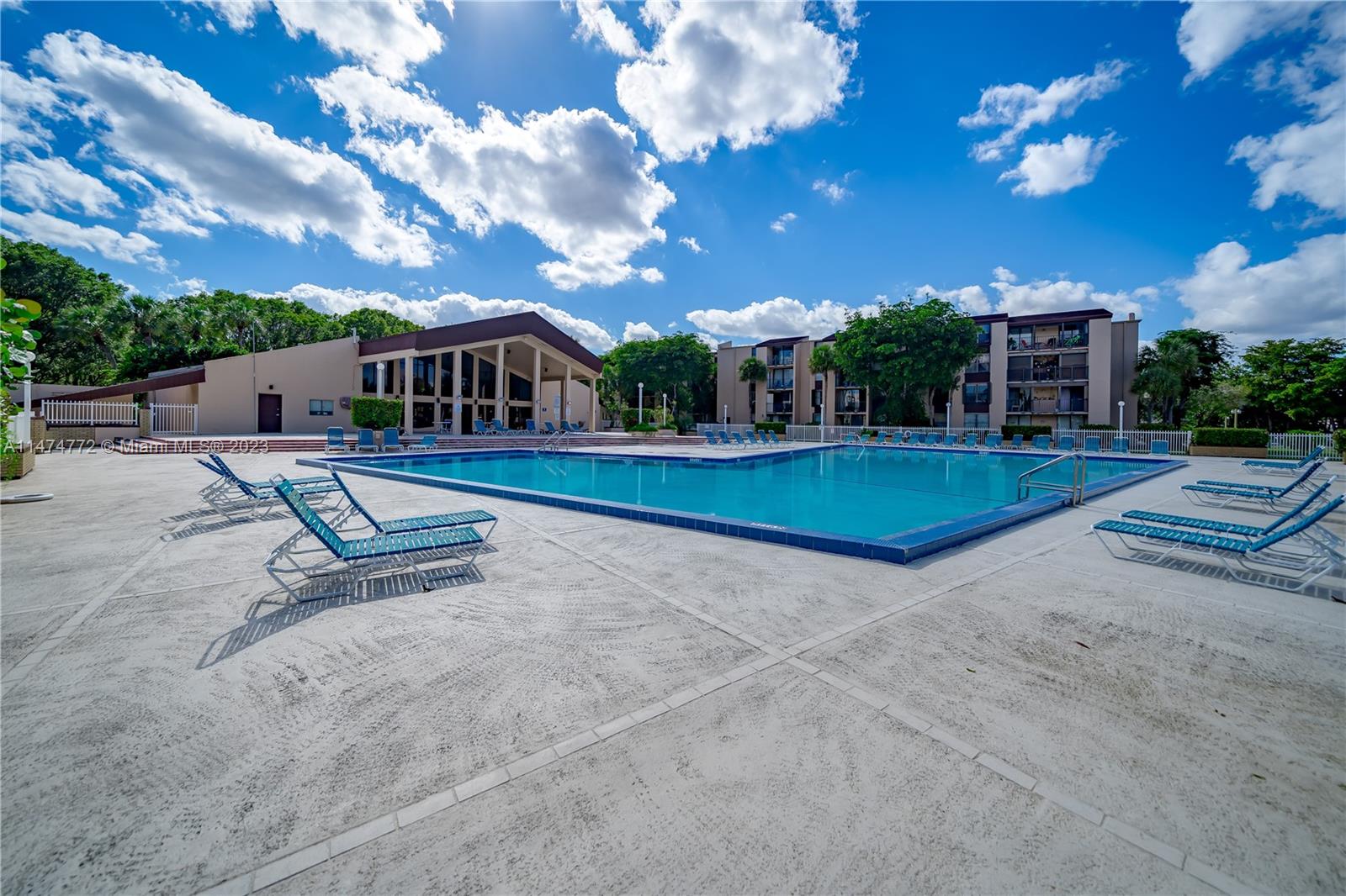 Promenade at Kendale Lakes Condominiums Miami, FL 33186 - Photo 21 of 29 a house view with a garden space