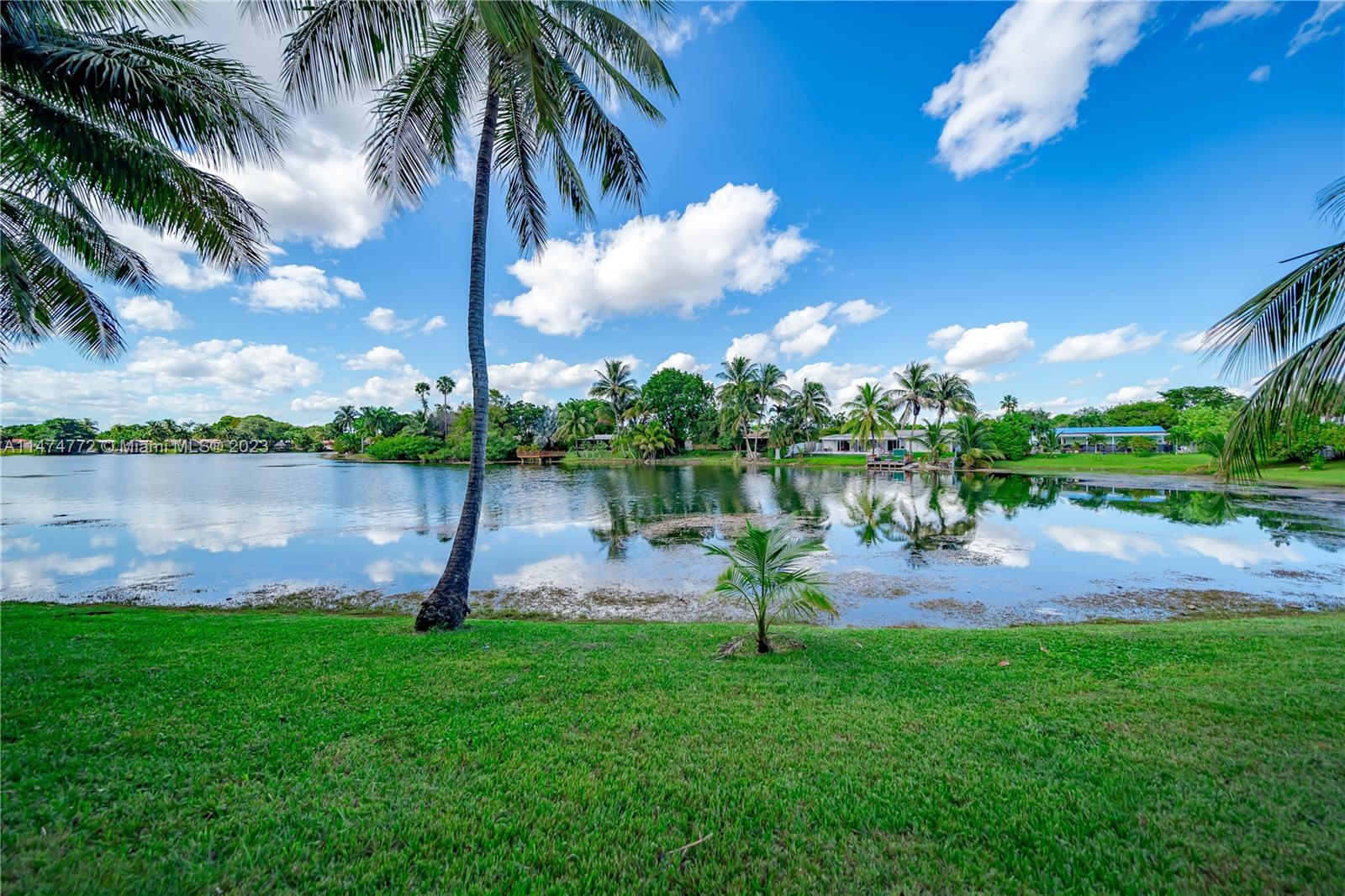 Promenade at Kendale Lakes Condominiums Miami, FL 33186 - Photo 28 of 29 a view of a park with a slide
