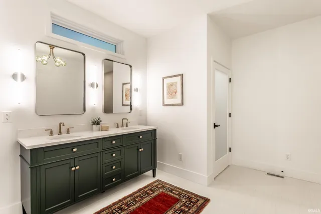 $999,000 | 13808 West 500th Street North, Jasonville, IN 47438