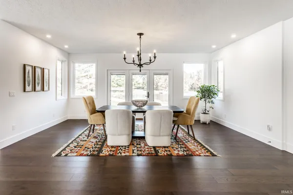 $999,000 | 13808 West 500th Street North, Jasonville, IN 47438