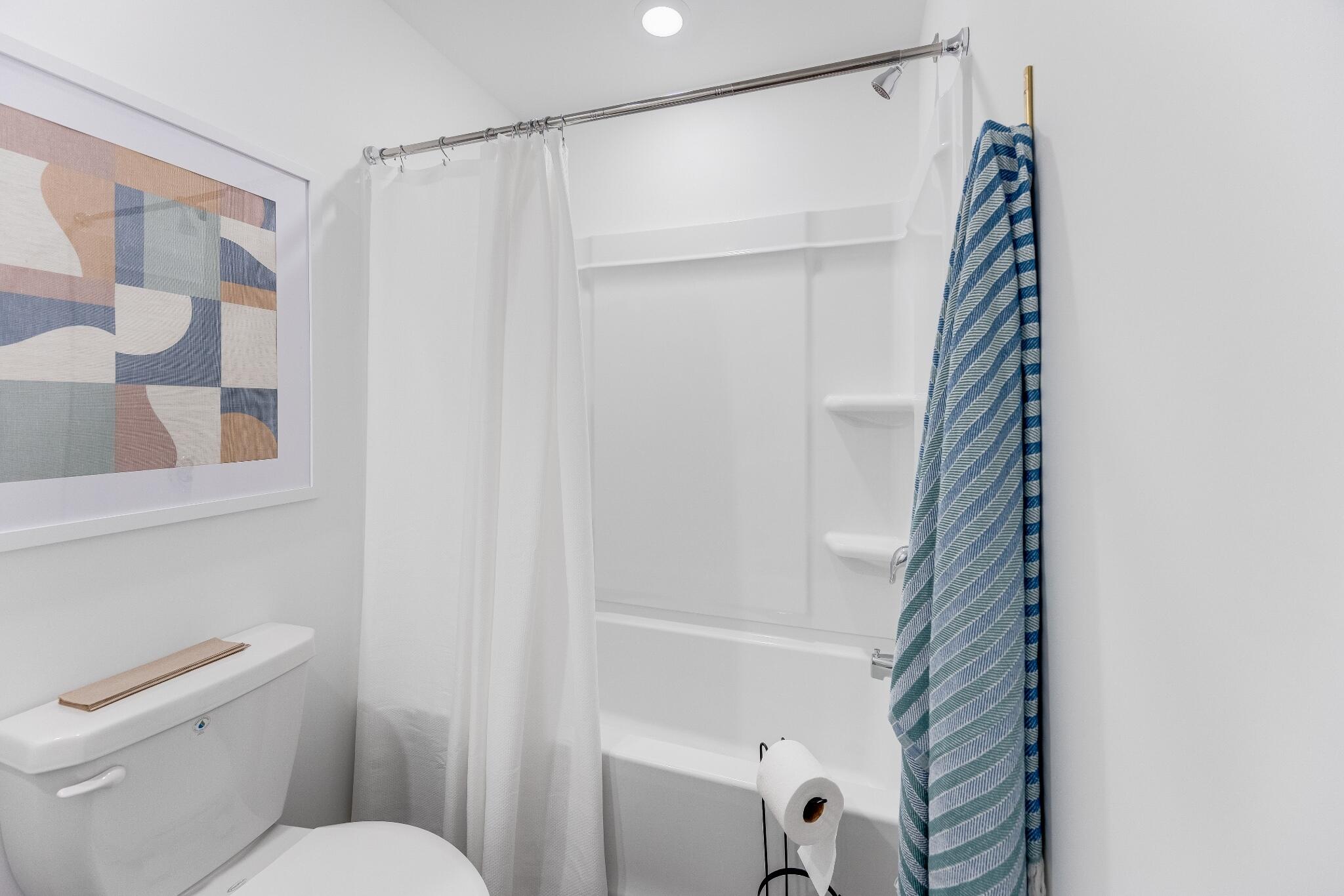 163 Green Thistle Way Summerville, SC 29483 - Photo 20 of 23 secondarybathrm(2)