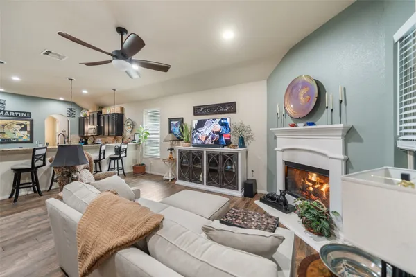 $414,500 | 1940 Honey Laurel Drive, Conroe, TX 77304