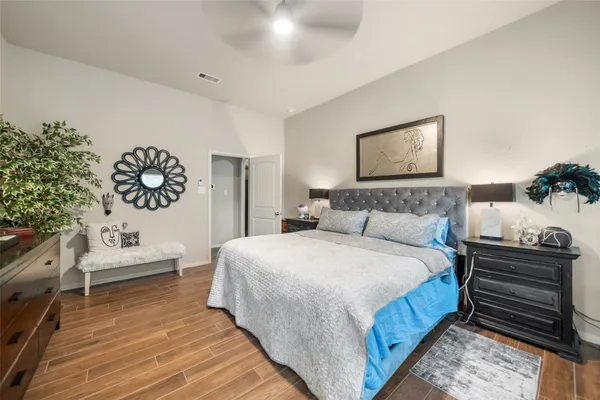 $414,500 | 1940 Honey Laurel Drive, Conroe, TX 77304