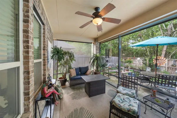 $414,500 | 1940 Honey Laurel Drive, Conroe, TX 77304