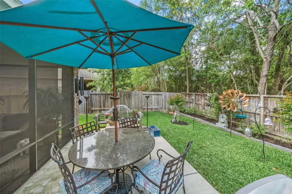 $414,500 | 1940 Honey Laurel Drive, Conroe, TX 77304