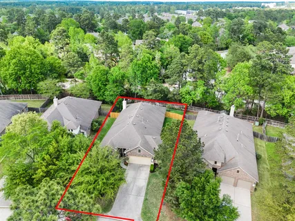 $414,500 | 1940 Honey Laurel Drive, Conroe, TX 77304