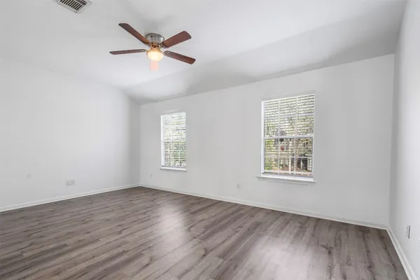 $1,850 | 211 Blushwood Place, The Woodlands, TX 77382