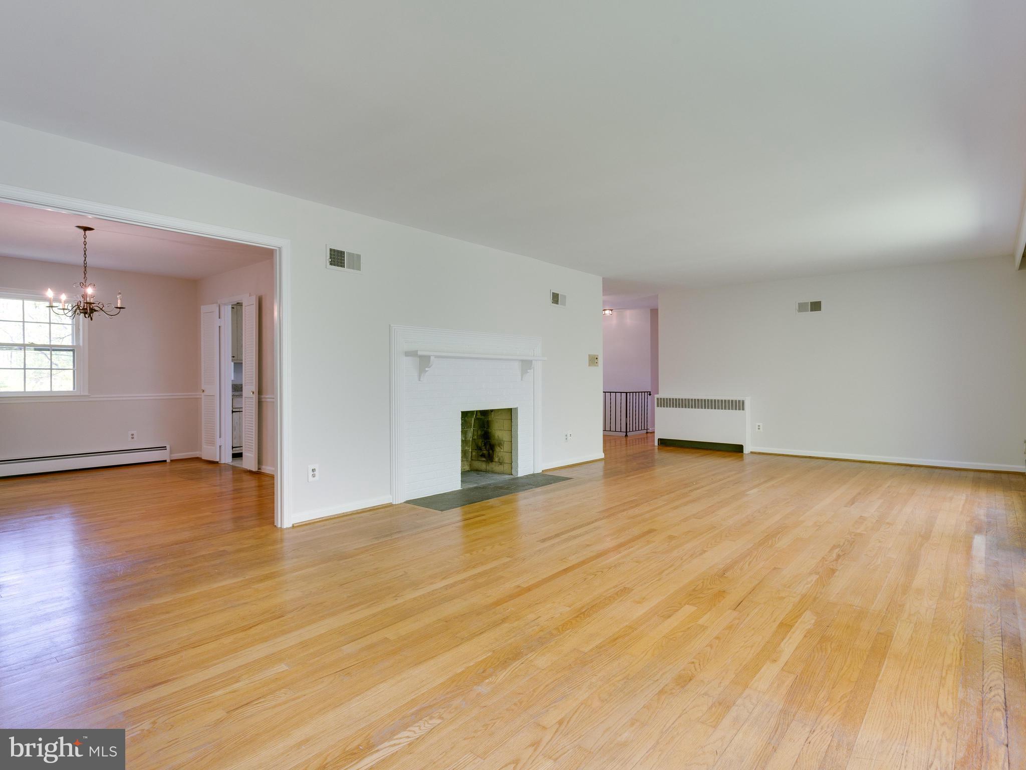 7828 Langley Ridge Road McLean, VA 22102 - Photo 10 of 28 Wood Burning Fireplace