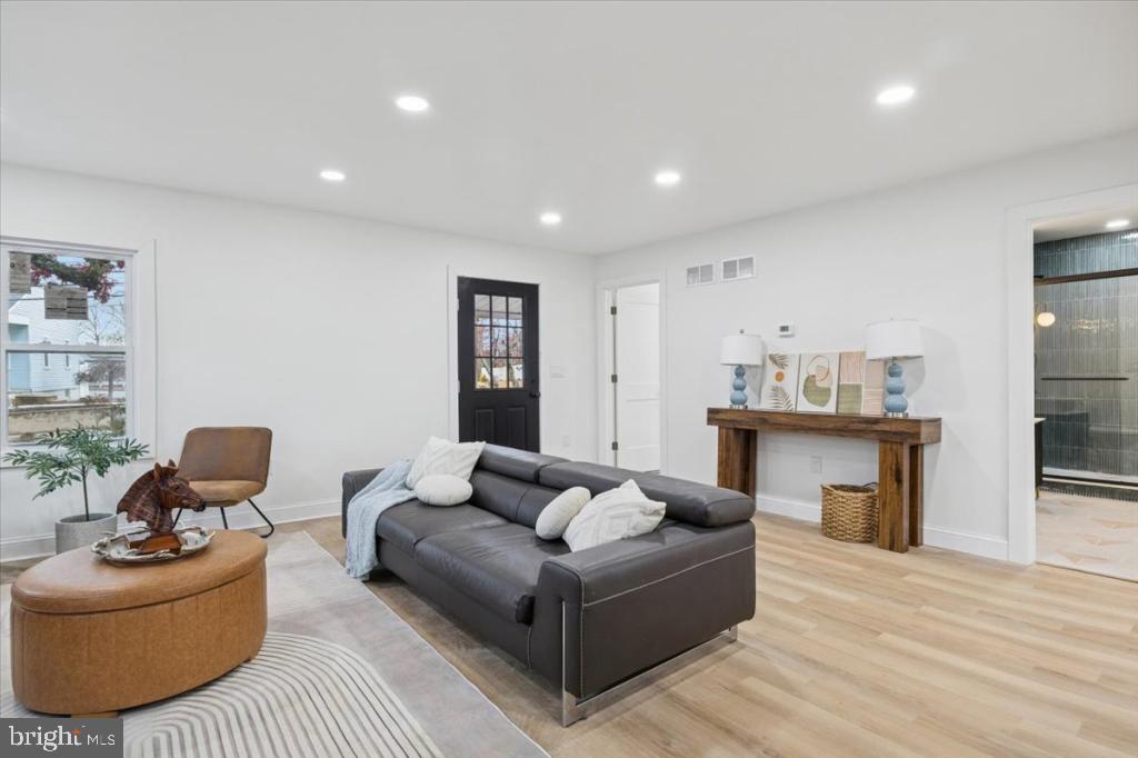 1604 Erial Road Pine Hill, NJ 08021 - Photo 4 of 22