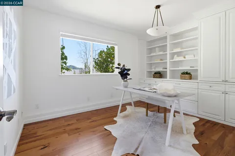 $2,150,000 | 285 Claudia Court, Moraga, CA 94556