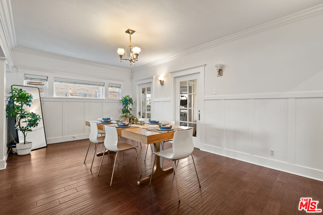 1513 South Victoria Avenue Los Angeles, CA 90019 - Photo 6 of 23