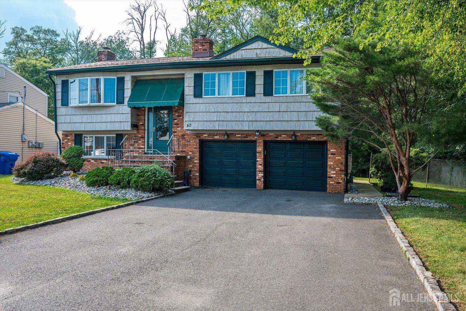 40 Winding Road Iselin, NJ 08830 - Photo 3 of 34