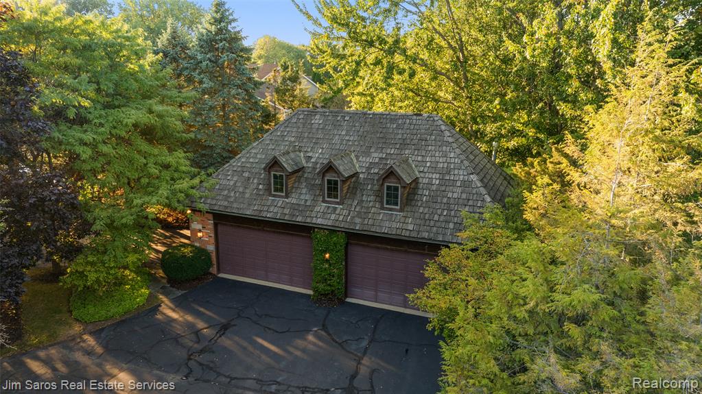49016 Point Lakeview Street Chesterfield, MI 48047 - Photo 7 of 62