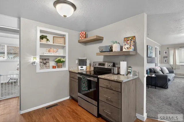 $299,000 | 337 North Johnson Avenue, Pocatello, ID 83204