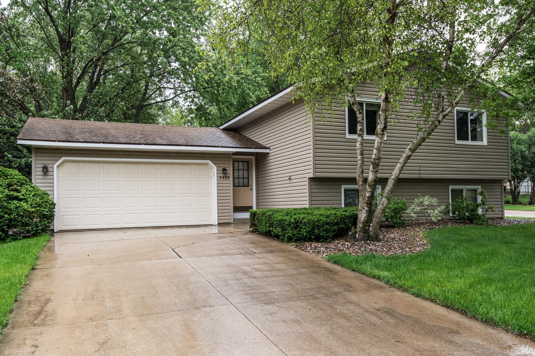 4434 4th Street Northwest Rochester, MN 55901 - Photo 1 of 1