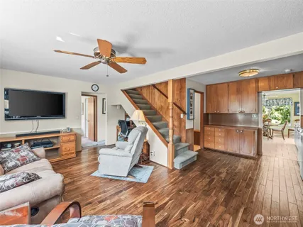 $899,900 | 5523 53rd Street West, University Place, WA 98467