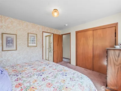 $899,900 | 5523 53rd Street West, University Place, WA 98467