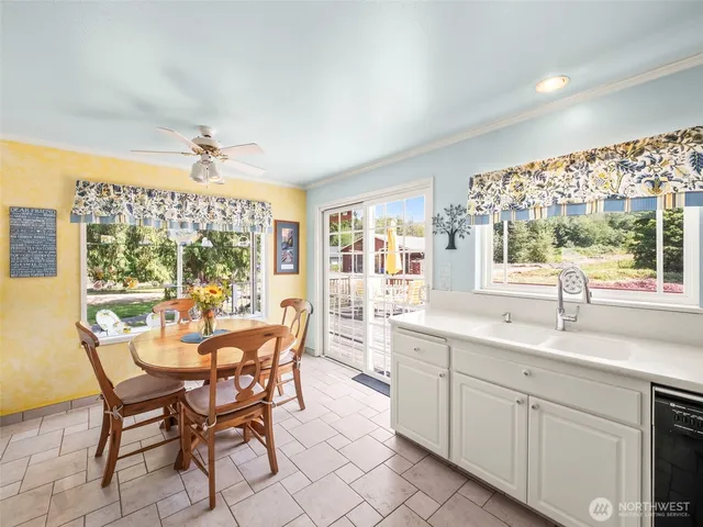 $899,900 | 5523 53rd Street West, University Place, WA 98467