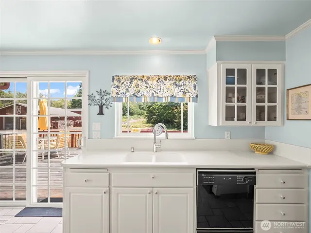 $899,900 | 5523 53rd Street West, University Place, WA 98467