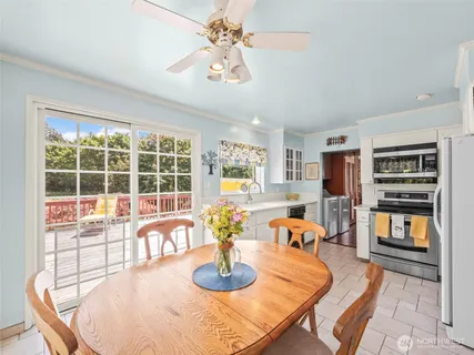 $899,900 | 5523 53rd Street West, University Place, WA 98467