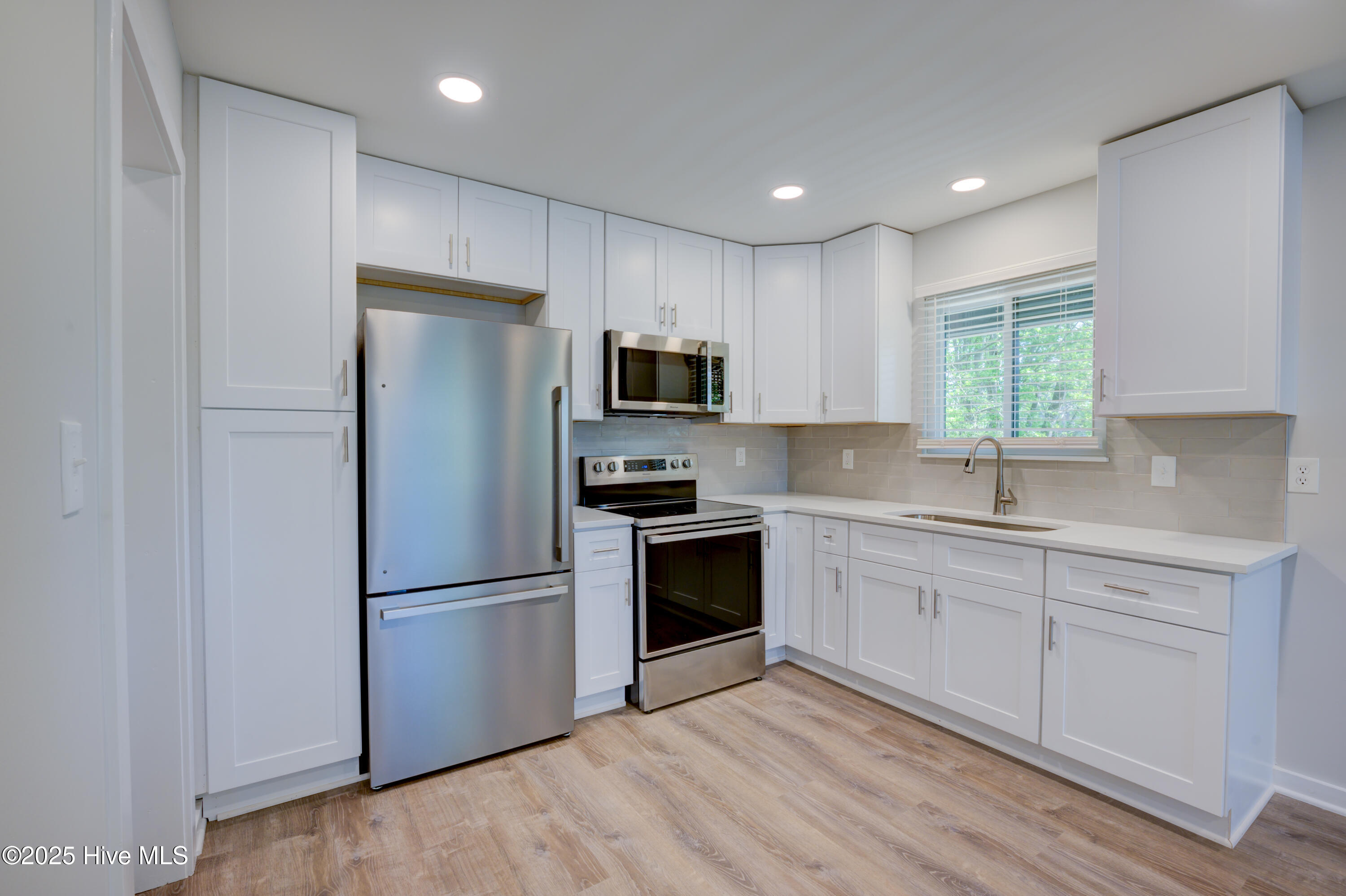 7 Linksiders Road, Unit 7 New Bern, NC 28562 - Photo 12 of 26 27-14_Linksiders_Dr-6