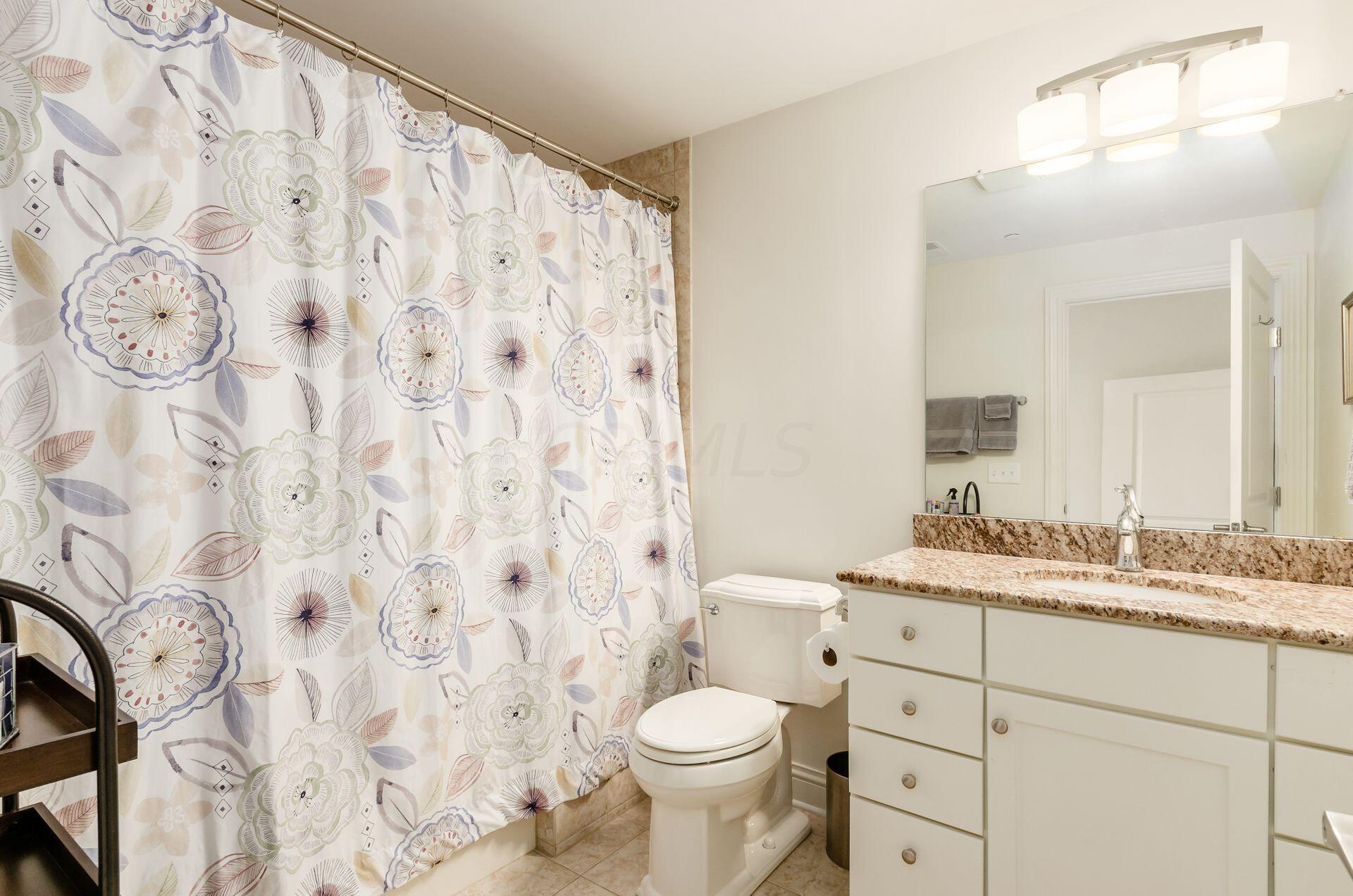 3175 Tremont Road, Unit 302 Columbus, OH 43221 - Photo 22 of 53 026_43f6_L 3175 Tremont Rd070