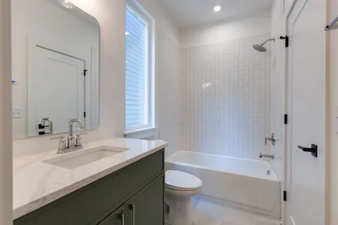 $899,995 | 5825 Maxon Avenue, Nashville, TN 37209