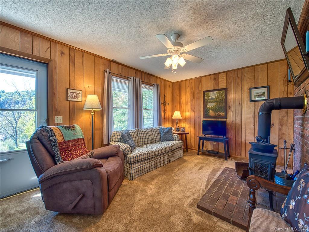 149 Plott Mountain Road Waynesville, NC 28786 - Photo 13 of 41 Gallery Image 13