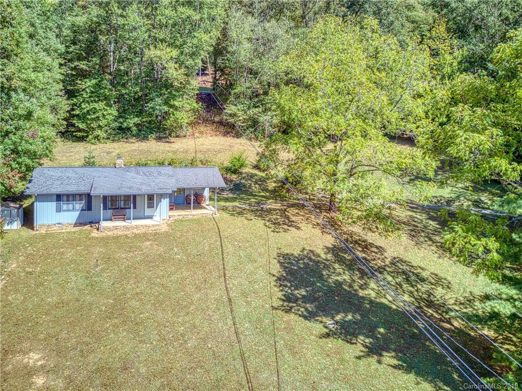149 Plott Mountain Road Waynesville, NC 28786 - Photo 5 of 41 Gallery Image 5