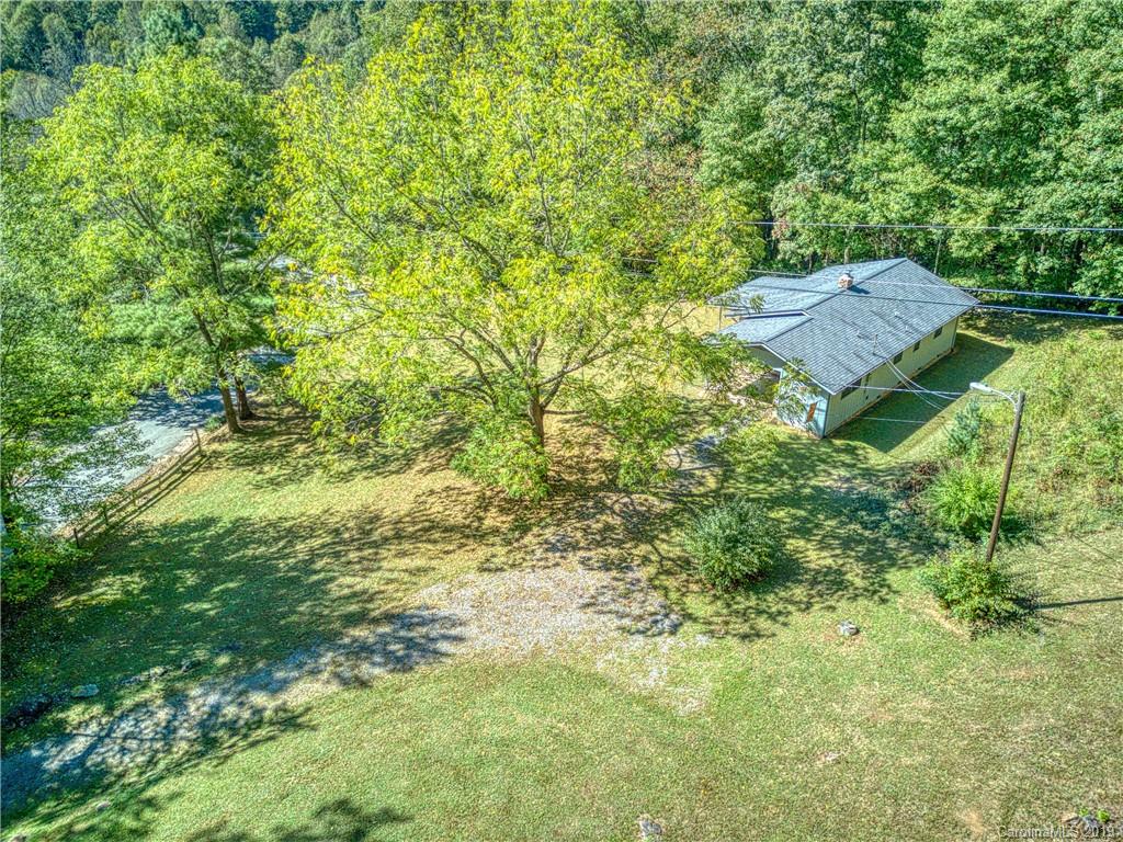 149 Plott Mountain Road Waynesville, NC 28786 - Photo 7 of 41 Gallery Image 7
