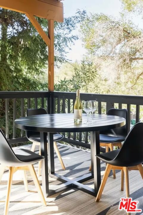 178 Muerdago Road Topanga, CA 90290 - Photo 41 of 73