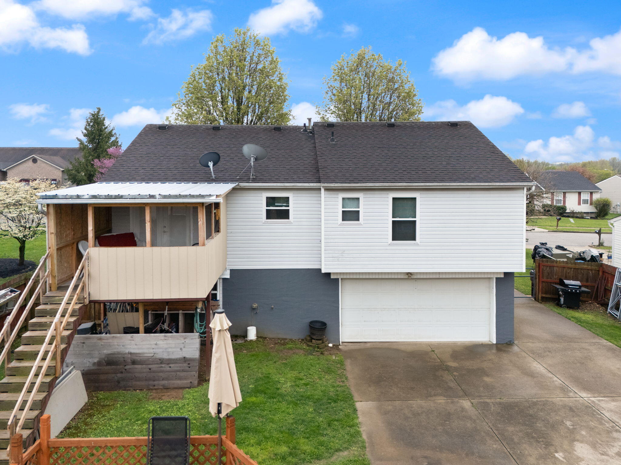 129 Ridge Crest Drive Nicholasville, KY 40356 - Photo 44 of 61 47-web-or-mls-DJI_20250411095243_0021_D
