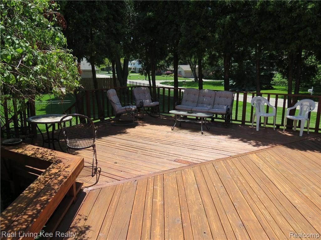 2195 Wayward Drive Rochester, MI 48309 - Photo 31 of 32 IMG_1755.JPG