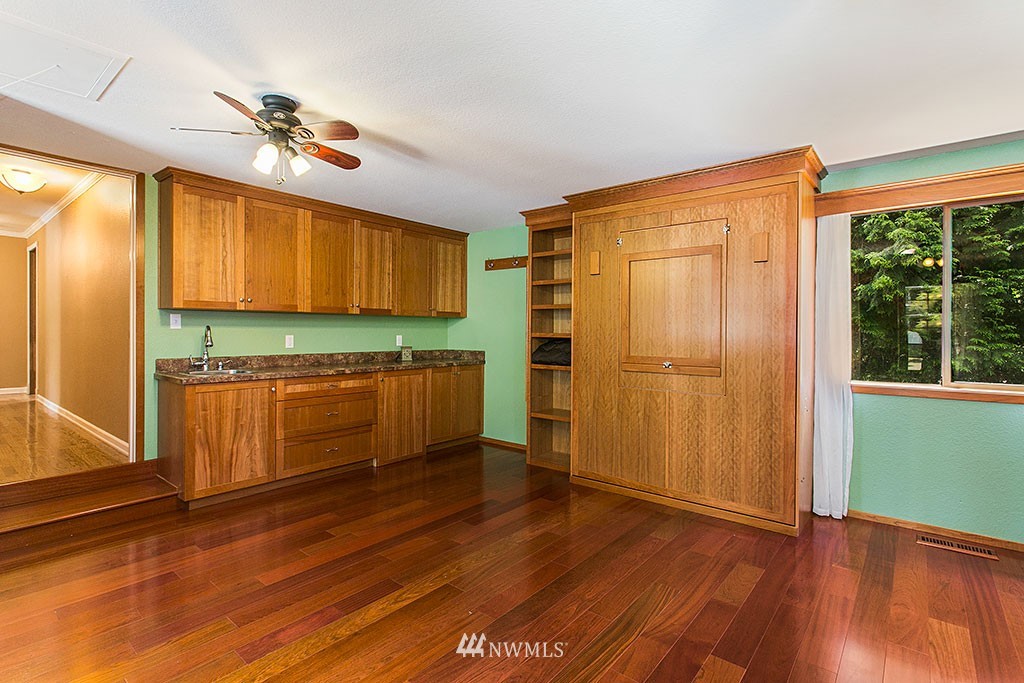 18301 129th Avenue Northeast Bothell, WA 98011 - Photo 19 of 25 Gallery Image 19