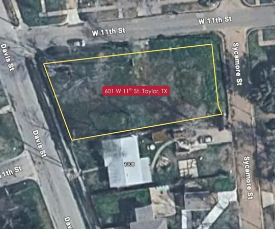 $125,000 | 601 West 11th Street, Taylor, TX 76574