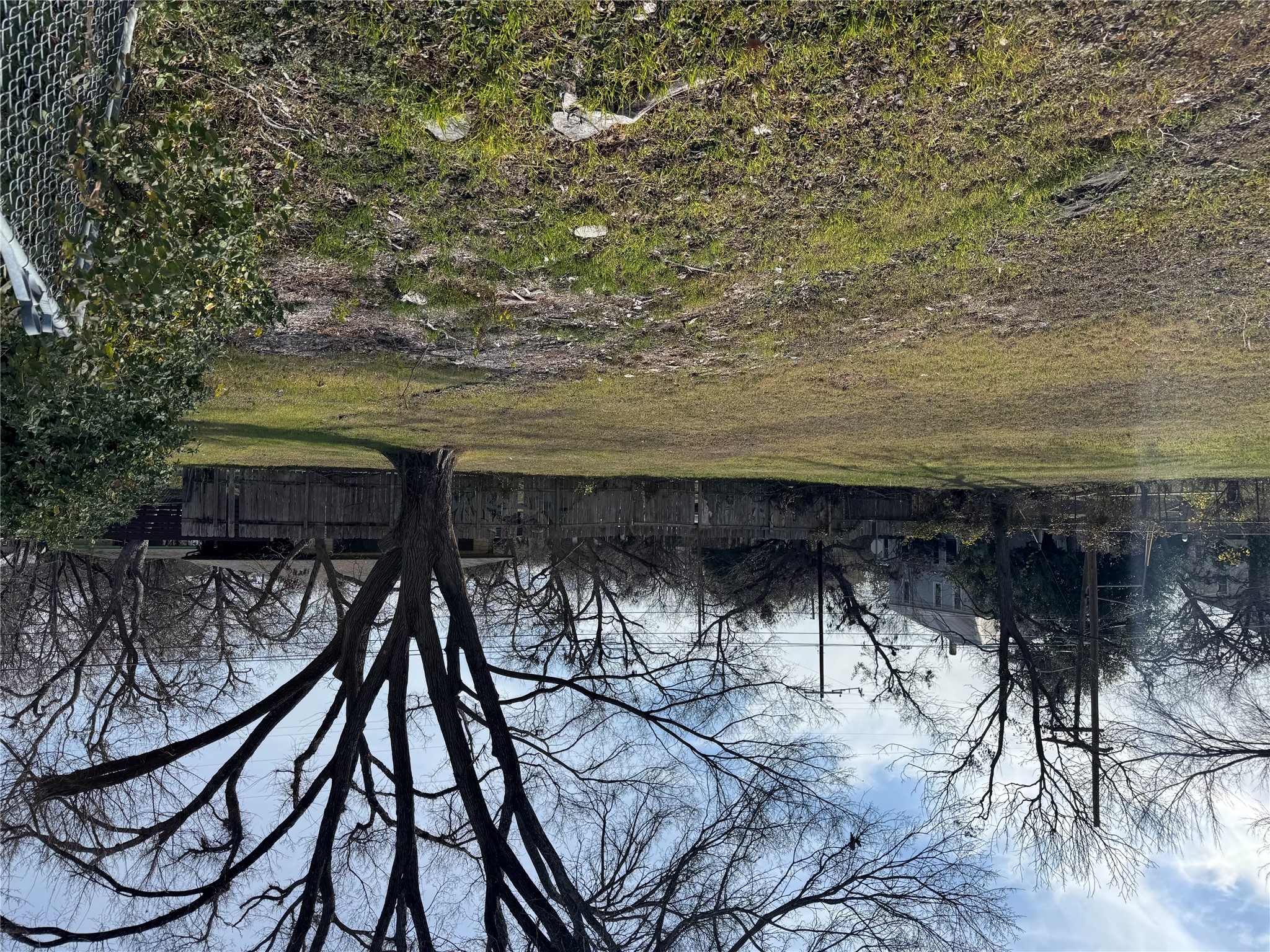 601 West 11th Street Taylor, TX 76574 - Photo 6 of 6 View of yard