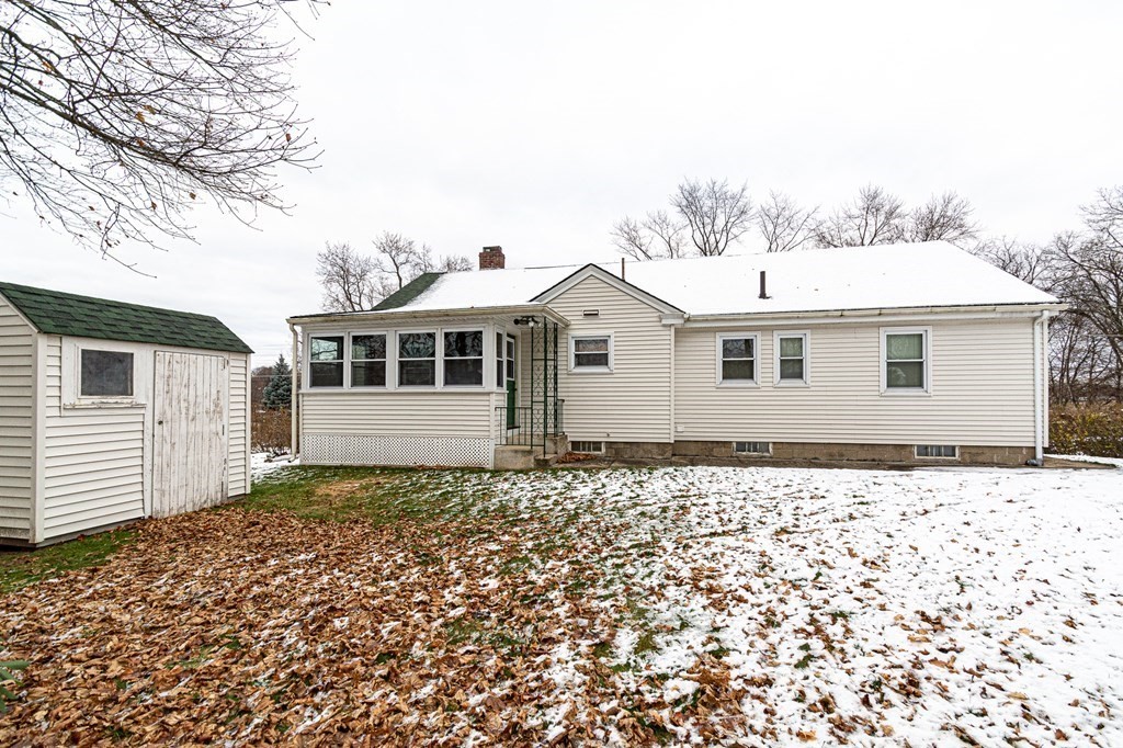 103 Draper Street Lowell, MA 01852 - Photo 3 of 22 Gallery Image 3