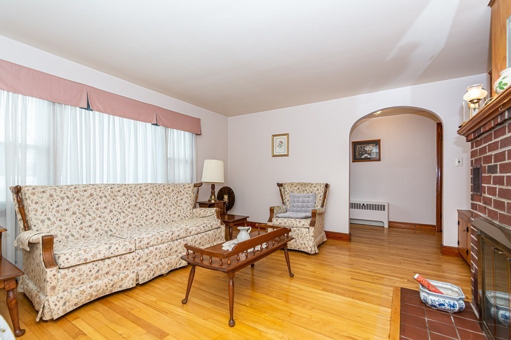 103 Draper Street Lowell, MA 01852 - Photo 6 of 22 Gallery Image 6