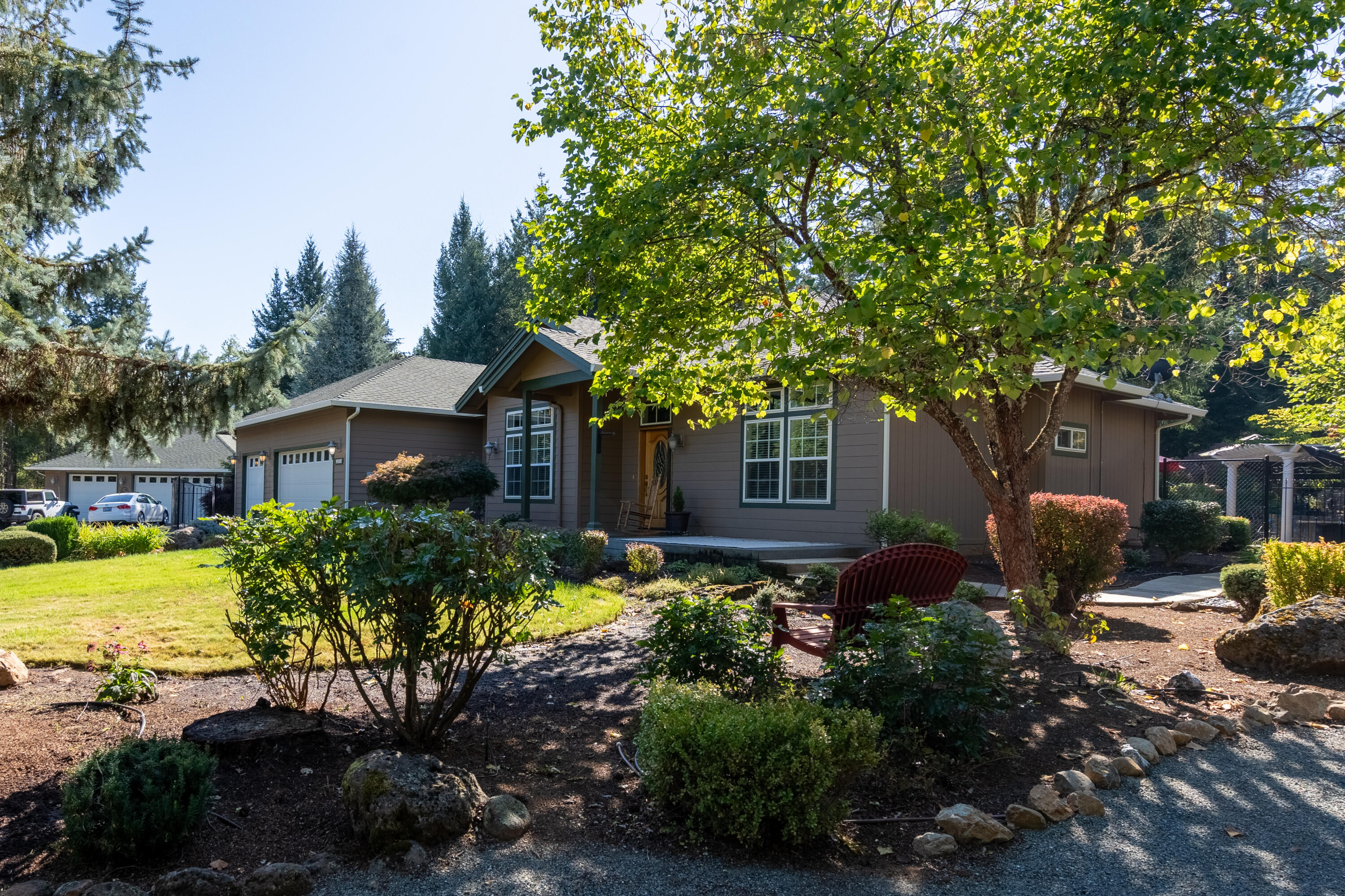 2854 Riverbanks Road Grants Pass, OR 97527 - Photo 3 of 62 DSC07483-HDR