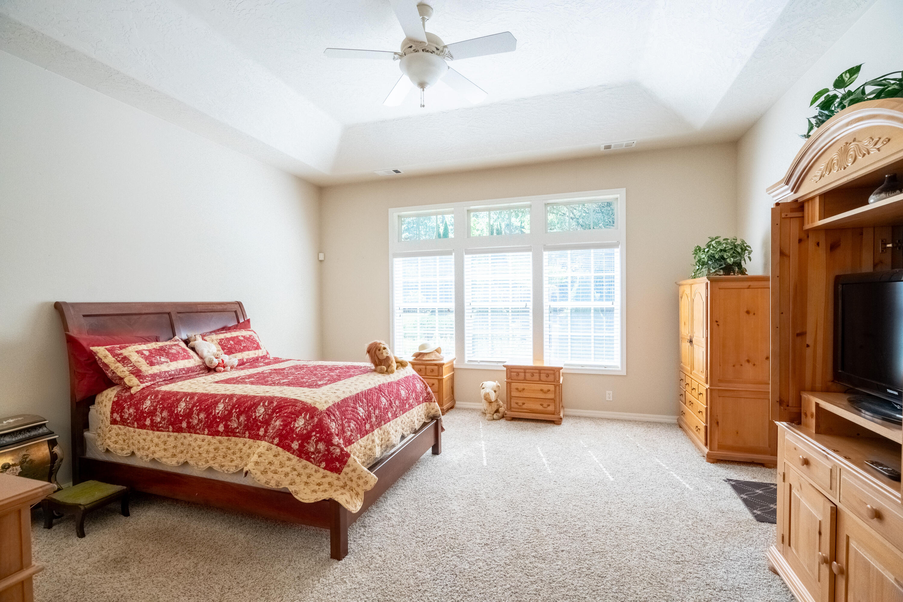 2854 Riverbanks Road Grants Pass, OR 97527 - Photo 33 of 62 DSC08000-HDR