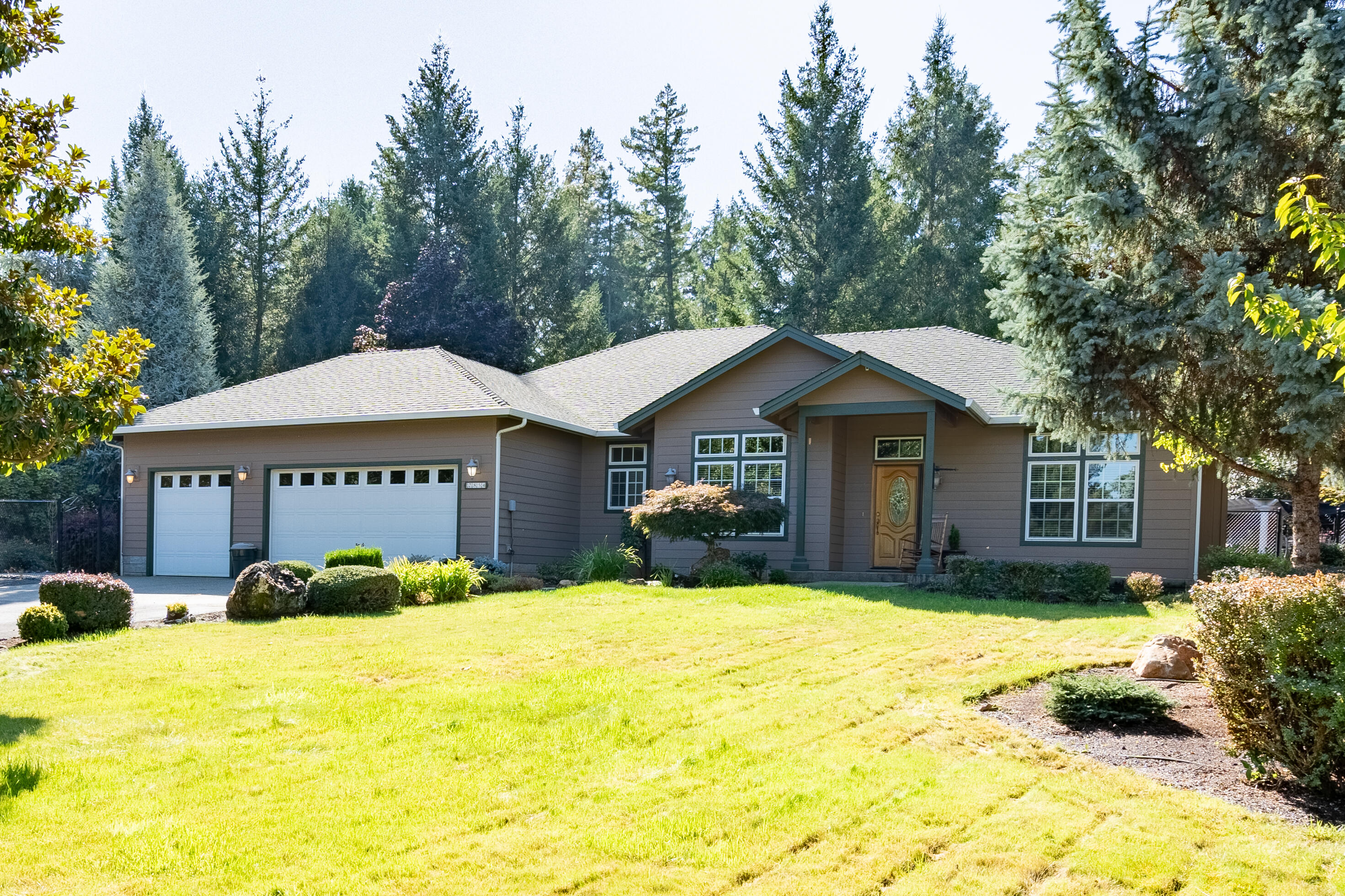 2854 Riverbanks Road Grants Pass, OR 97527 - Photo 4 of 62 DSC07403-HDR