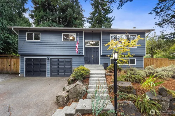 $920,000 | 6435 Northeast 198th Street, Kenmore, WA 98028