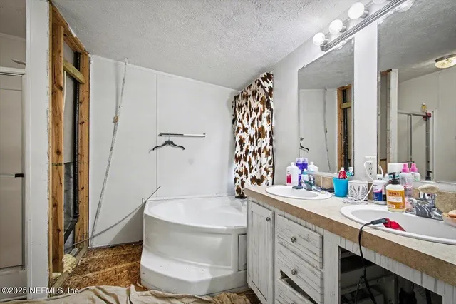 $275,000 | 14070 John Williams Road, Sanderson, FL 32087